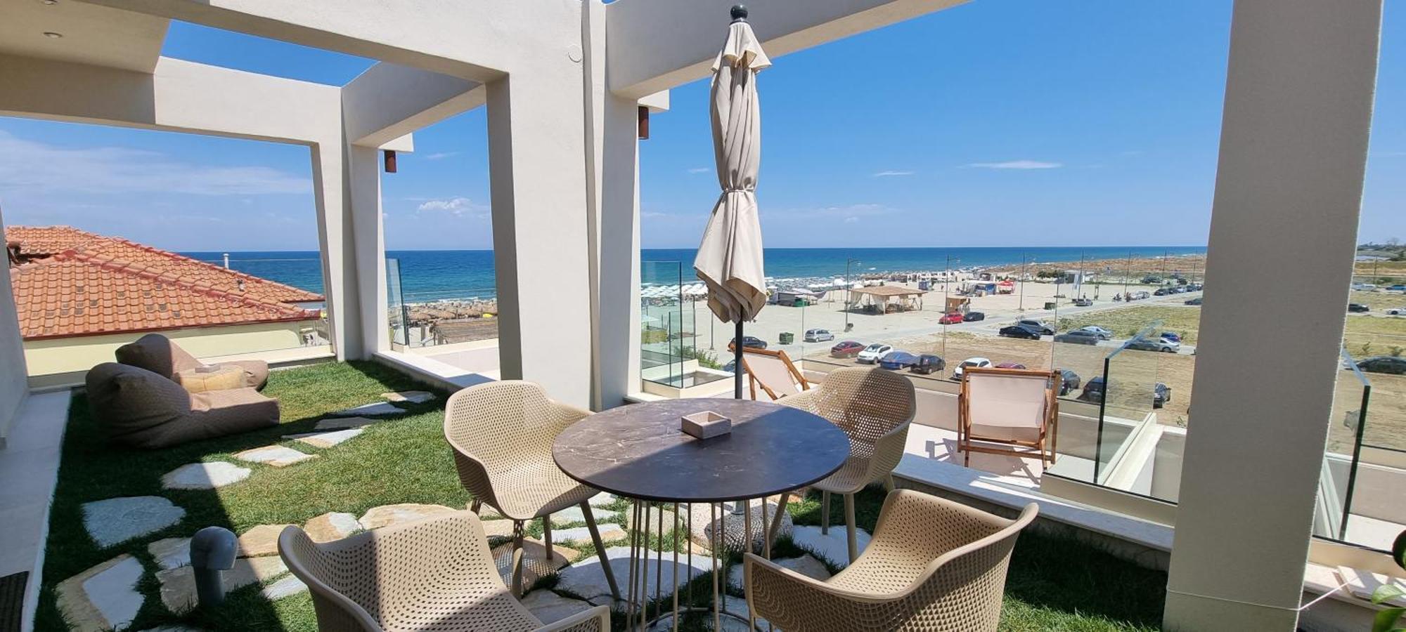 אפרטהוטל ניי פורי Pantheon Sea View חדר תמונה