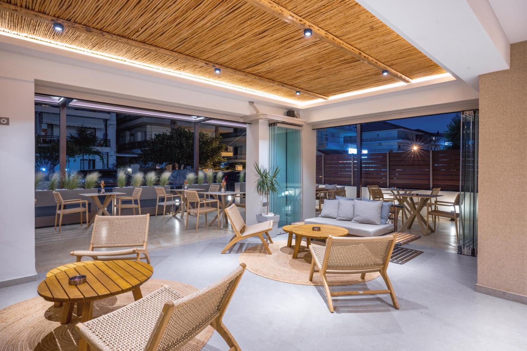 אפרטהוטל ניי פורי Pantheon Sea View מראה חיצוני תמונה